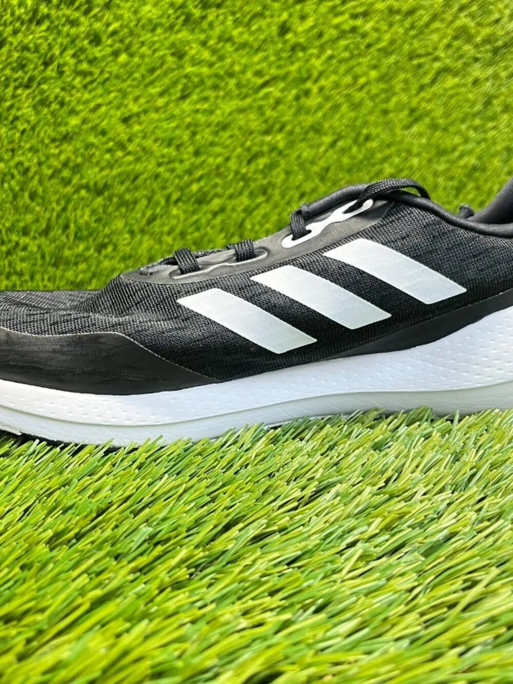 Adidas EQ21 Run Boys Size 6Y Black White Athletic Running Walking Shoes Sneakers